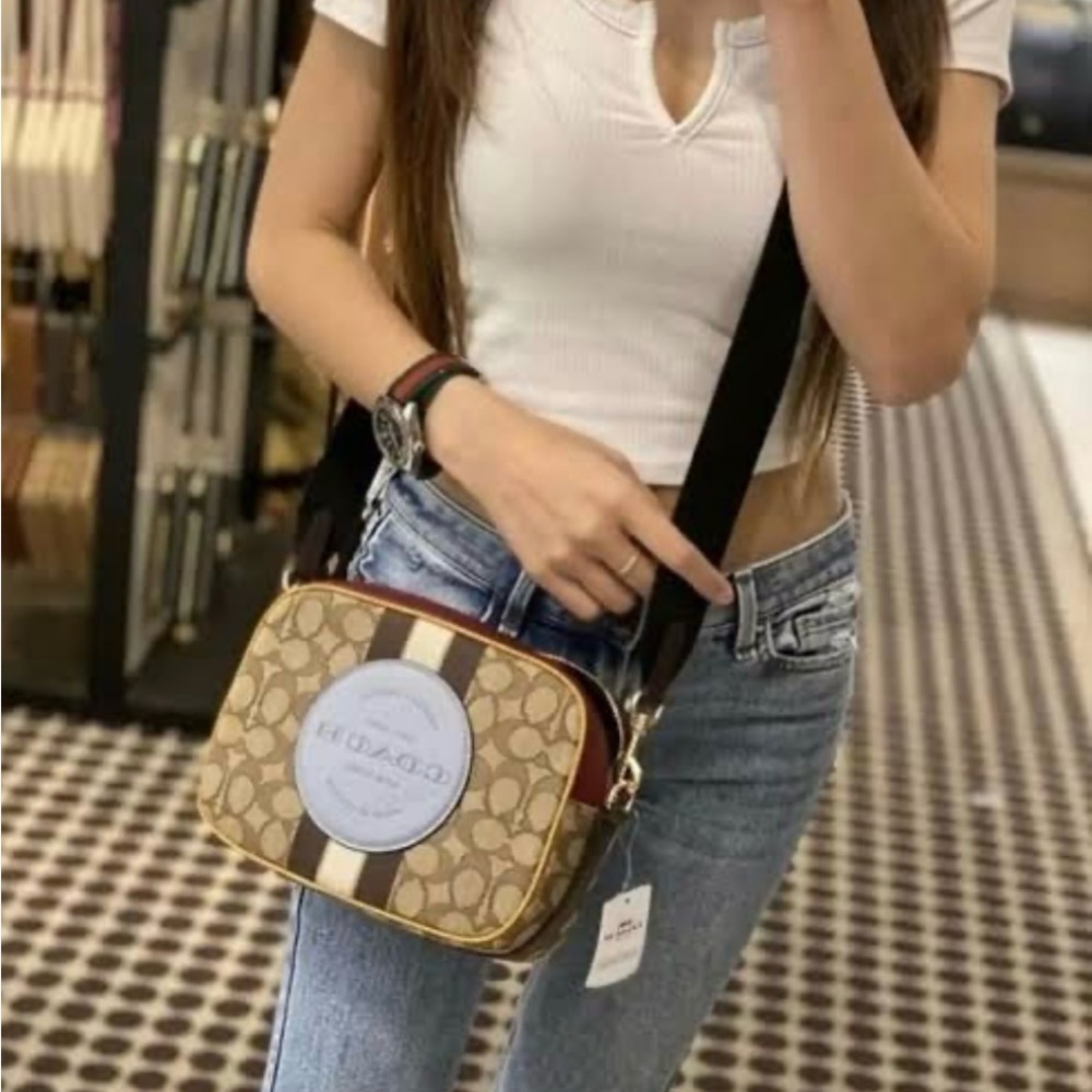 Coach Dempsey Camera Bag in Signature Jacquard with Patch - Picture 3 of 14